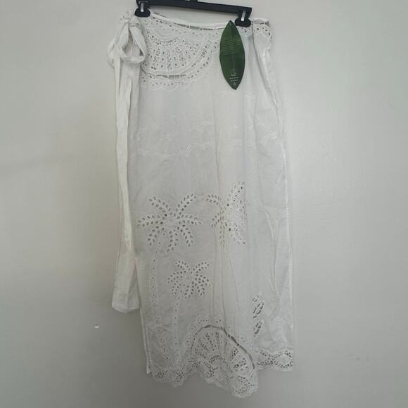 Farm Rio Eyelet Sarong Coverup in White - Picture 1 of 6